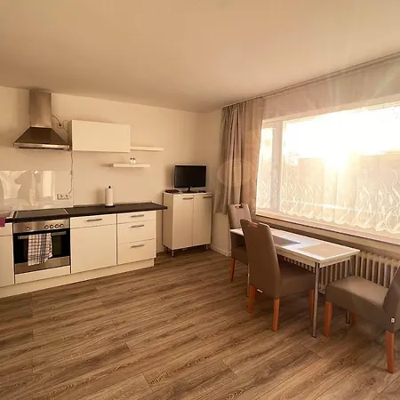 Cozy With Balcony Appartement *