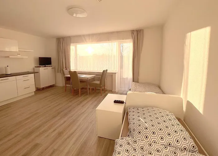 Apartment Cozy With Balcony