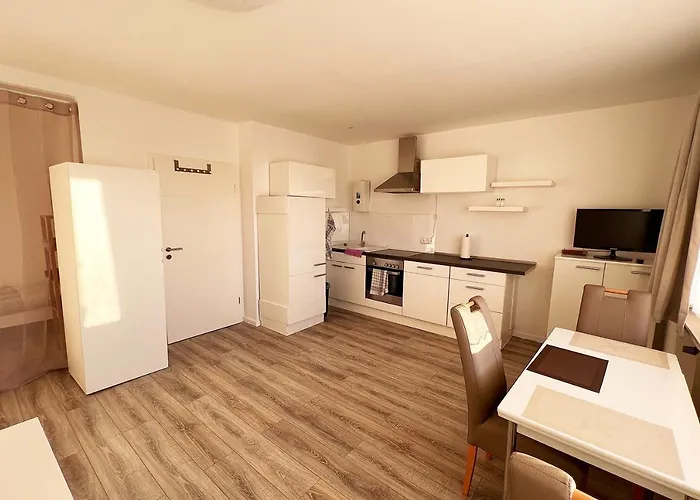 Daire Cozy With Balcony