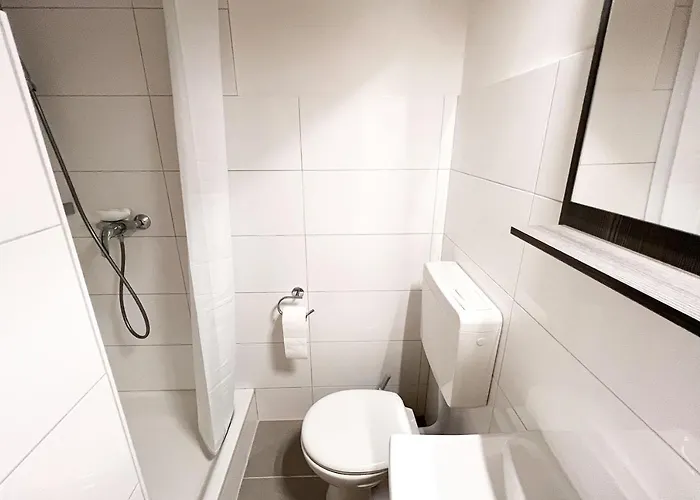 Cozy With Balcony Apartment Leverkusen